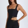 Acadia Minikleid mit Gürtel und Cut-outs in Schwarz Acadia Minikleid mit Gürtel und Cut-outs in Schwarz