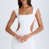 Addison Cut-Out-Minikleid mit Schnürung in Weiß Addison Cut-Out-Minikleid mit Schnürung in Weiß
