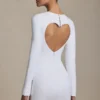Adelia Bodycon-Minikleid mit Herzausschnitt in Weiß Adelia Bodycon-Minikleid mit Herzausschnitt in Weiß