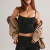 Ailany Modal-Oberteil mit U-Ausschnitt in Schwarz