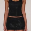 Aine Jersey-Oberteil mit Rundhalsausschnitt und Racerback in Schwarz Aine Jersey-Oberteil mit Rundhalsausschnitt und Racerback in Schwarz
