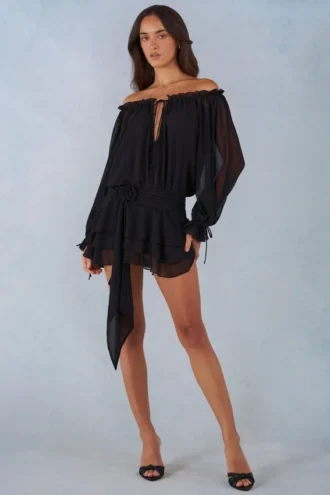 Alessia Off-Shoulder-Minikleid mit Ballonärmeln in Schwarz
