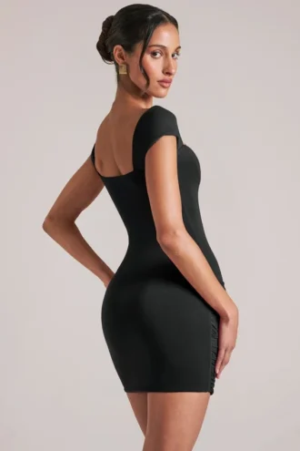 Alva Minikleid mit Herzausschnitt in Schwarz