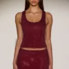 Aine Jersey-Oberteil mit Rundhalsausschnitt und Racerback in Burgunderrot Aine Jersey-Oberteil mit Rundhalsausschnitt und Racerback in Burgunderrot