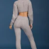 Ausgestellte Hose mit Umschlag und Zopfmuster in Grau meliert Ausgestellte Hose mit Umschlag und Zopfmuster in Grau meliert