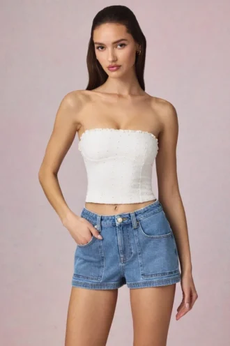 Beata A-Linien-Shorts mit hoher Taille in mittelblauer Waschung