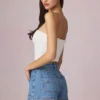 Beata A-Linien-Shorts mit hoher Taille in mittelblauer Waschung Beata A-Linien-Shorts mit hoher Taille in mittelblauer Waschung