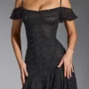 Beaufort Mini-Kleid mit Verzierungen und Cold-Shoulder-Ausschnitt in Schwarz Beaufort Mini-Kleid mit Verzierungen und Cold-Shoulder-Ausschnitt in Schwarz