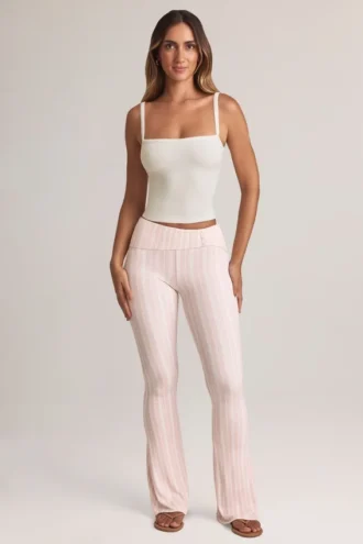 Bebe Modal-Hose mit Umschlag, mittlerer Leibhöhe und ausgestelltem Bein in Streifenmuster