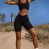 Biker-Shorts mit hoher Taille und FlexiRib-Stoff in Schwarz