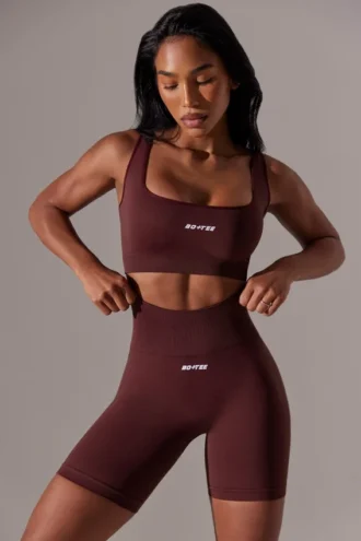 Bikeshorts mit hoher Taille aus Super-Sculpt-Material in Burgunderrot