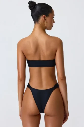 Bikinihosen mit breiten Trägern und „Sunray“-Verzierung in Schwarz