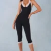 Calla Modal-Capri-Jumpsuit mit Spitzenbesatz  in Schwarz