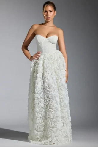 Camellia – Korsettkleid mit Blumenapplikationen in Weiß Camellia – Korsettkleid mit Blumenapplikationen in Weiß