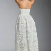 Camellia – Korsettkleid mit Blumenapplikationen in Weiß