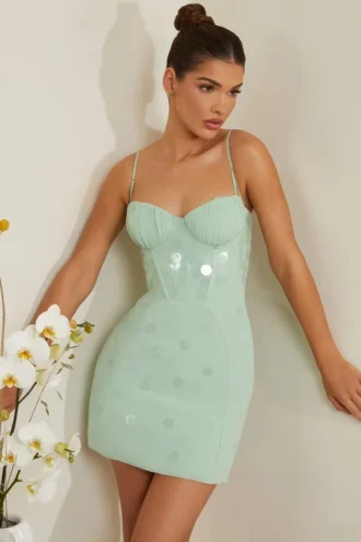 Constance Minikleid mit Verzierungen in Salbei Constance Minikleid mit Verzierungen in Salbei