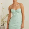 Constance Minikleid mit Verzierungen in Salbei Constance Minikleid mit Verzierungen in Salbei