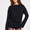 Dara Modal-Jumpsuit mit langen Ärmeln und rückenfreiem Ausschnitt in Schwarz Dara Modal-Jumpsuit mit langen Ärmeln und rückenfreiem Ausschnitt in Schwarz