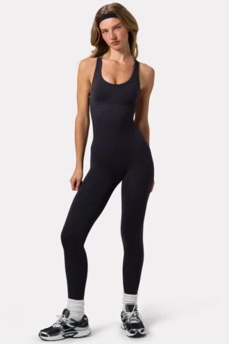 Define Luxe Unitard mit offenem Rücken in Schwarz Define Luxe Unitard mit offenem Rücken in Schwarz
