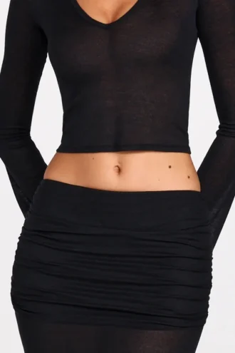 Diana – Transparenter Jersey-Maxirock mit tiefem Bund und Drapierung in Schwarz