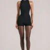 Elin Romper mit hohem Ausschnitt in Schwarz