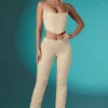 Fallon Petite Verzierte Spitzenhose mit niedriger Leibhöhe in Elfenbein Fallon Petite Verzierte Spitzenhose mit niedriger Leibhöhe in Elfenbein