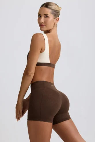 Geraffte Mini-Shorts in Pecan-Melange