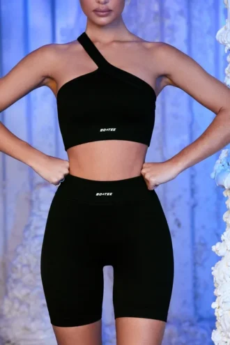 Gerippte Biker-Shorts in Schwarz