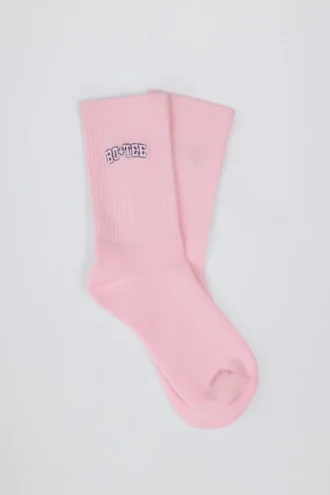 Gerippte Half-Crew-Socken in Puderrosa