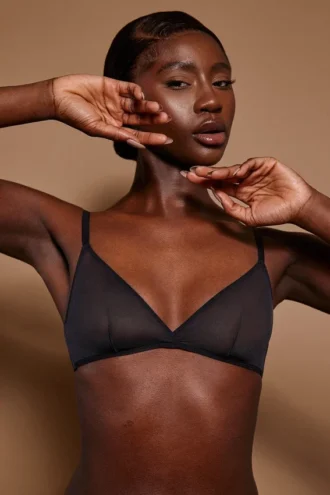 Intimates Soft Mesh Einlagiger Triangel-BH in Schwarz