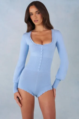 Ismera Strick-Strampler mit langen Ärmeln in zartem Blau