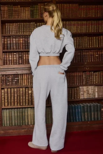 Jogginghose aus gebürstetem Jersey mit weitem Bein in Grau meliert Jogginghose aus gebürstetem Jersey mit weitem Bein in Grau meliert