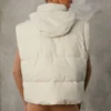 Kurze Daunenjacke mit abnehmbaren Ärmeln in Sand Kurze Daunenjacke mit abnehmbaren Ärmeln in Sand