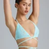 Liberty Bikini-Oberteil mit verzierten Kreuzträgern in Eisblau Liberty Bikini-Oberteil mit verzierten Kreuzträgern in Eisblau