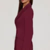 Marika Strukturierter Zweireiher-Blazer in Burgunderrot Marika Strukturierter Zweireiher-Blazer in Burgunderrot