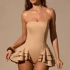 Marivelle Rüschen-Schnür-Korsett-Playsuit in Hellbraun
