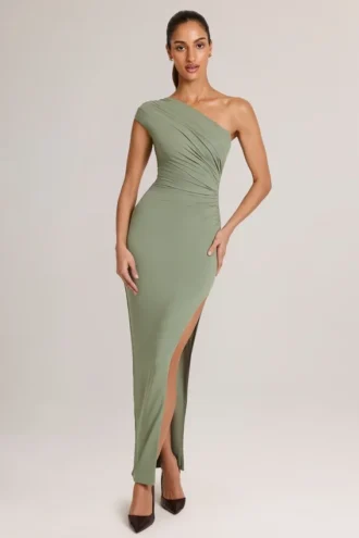 Maude Modal Asymmetrisches Maxikleid mit Rüschen in Salbeigrün Maude Modal Asymmetrisches Maxikleid mit Rüschen in Salbeigrün