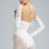Melody Verzierter Cut-Out-Unitard in Elfenbein