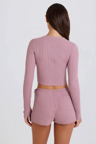 Mini-Shorts aus geripptem Strick mit Bindebändern in Mauve