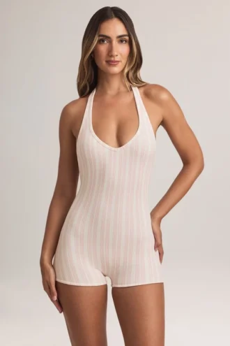 Shelly Modal-Playsuit mit geripptem Rückenausschnitt in Streifenmuster