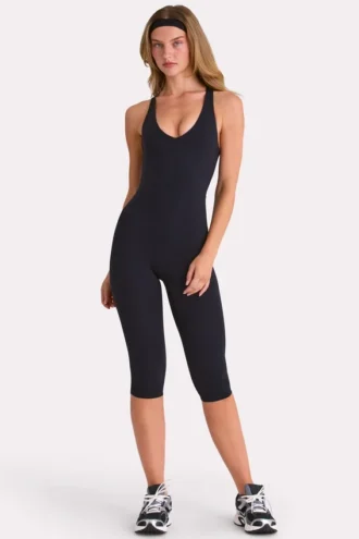 Soft Active Capri-Jumpsuit in Schwarz