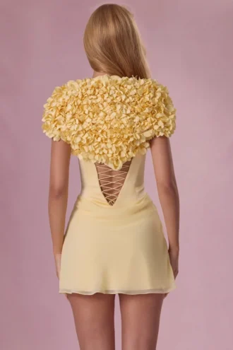 Soretta Kurzer Bolero in Buttergelb Soretta Kurzer Bolero in Buttergelb