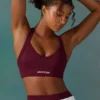Super Sculpt nahtloser Sport-BH mit gekreuztem Rücken in Pflaume Super Sculpt nahtloser Sport-BH mit gekreuztem Rücken in Pflaume