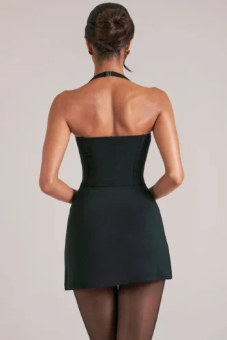 Tula Mid Rise Bodycon Ultra-Mini-Röck mit Schlitz in Schwarz Tula Mid Rise Bodycon Ultra-Mini-Röck mit Schlitz in Schwarz