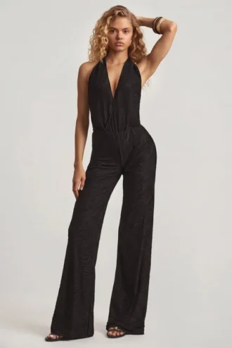 Tulay Devoré-Jumpsuit mit Neckholder und offenem Rücken in Schwarz