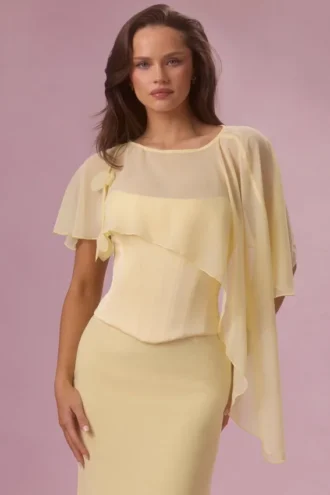 Velina Chiffon-Cape in Buttergelb