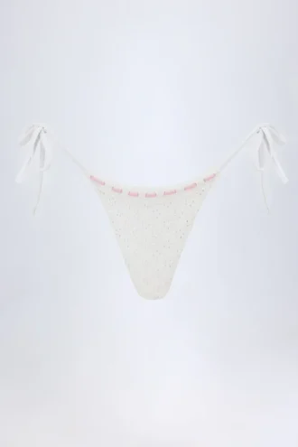 Vernazza Bikinihosen mit seitlichen Bändern und Broderie Anglaise in Weiß