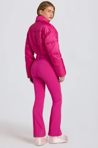 Wasserdichter, gefütterter Skianzug mit Gürtel in Magenta-Pink