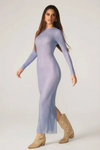 Yasmin Maxikleid mit Verzierungen und langen Ärmeln in Blau Yasmin Maxikleid mit Verzierungen und langen Ärmeln in Blau