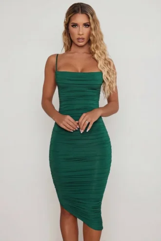 You’re My Type – Midi-Kleid mit Cowl-Ausschnitt und Rüschen in Grün You’re My Type – Midi-Kleid mit Cowl-Ausschnitt und Rüschen in Grün